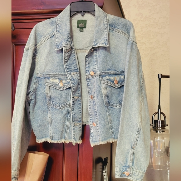 Over sized Jean Jacket - Picture 5 of 5